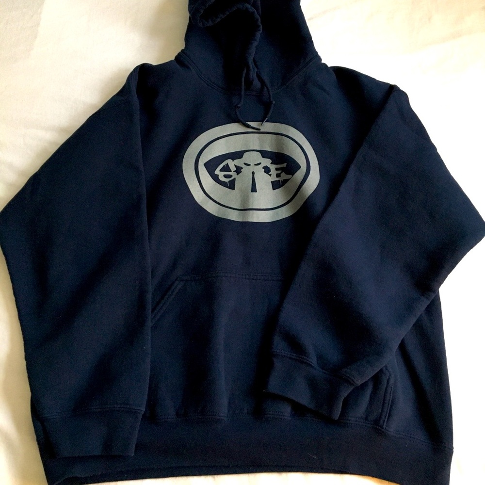 EUC Men’s navy hoodie in a size large.